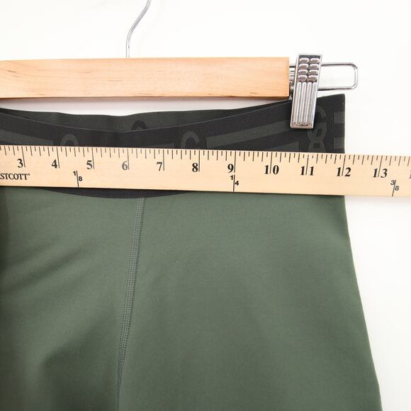 Good American Leggings Green Performance Capri Logo Waistband High Rise Size 2 - Picture 3 of 8
